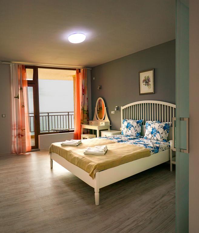Studios Grace - Port Царёво Экстерьер фото